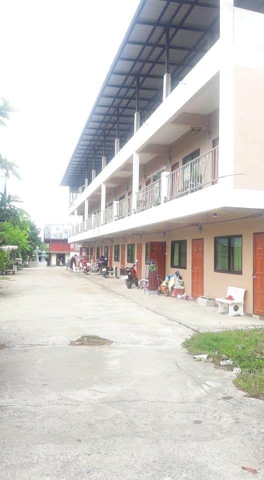ณัฐธนา อพาร์ทเม้นท์ ด้านหน้า